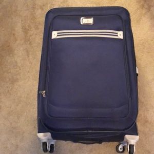 Jessica Simpson 29” suitcase